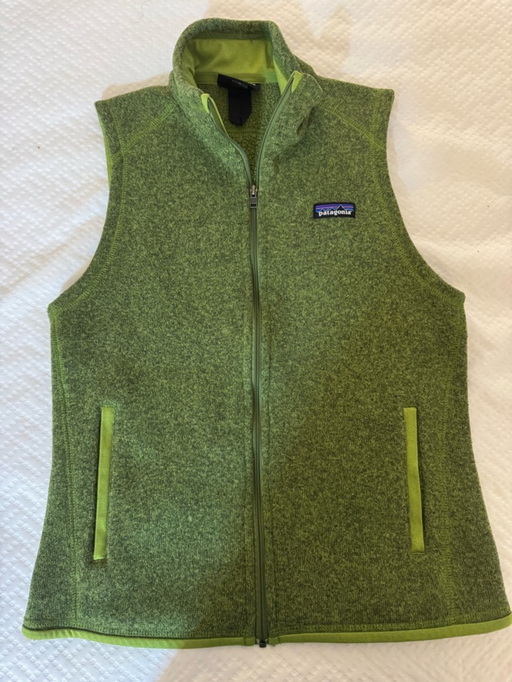 Patagonia Green Fleece Vest with Logo Patch and pockets